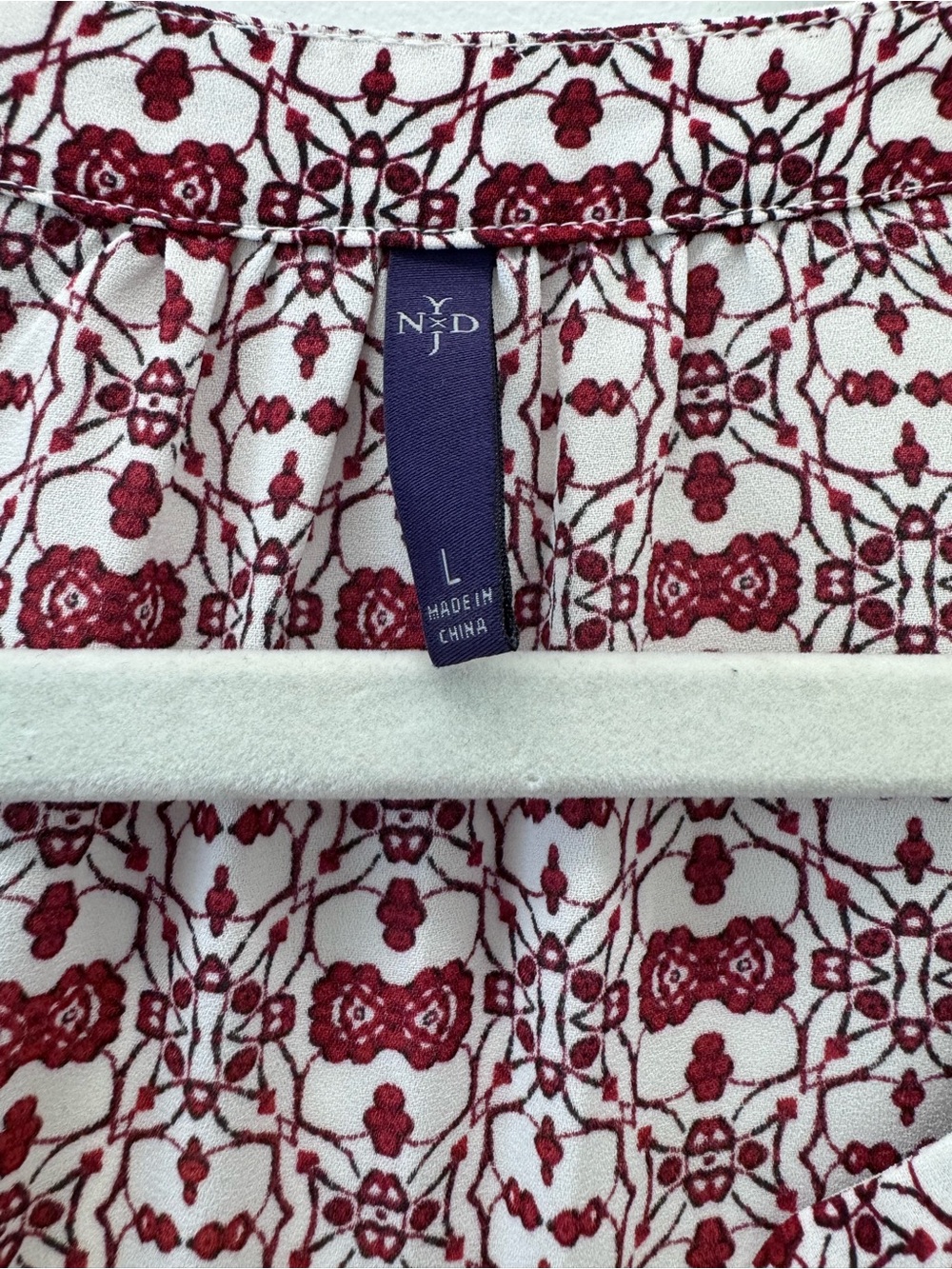 NYDJ Pink Floral Split V-Neck Tunic with Contrast Trim - Picture 3 of 5